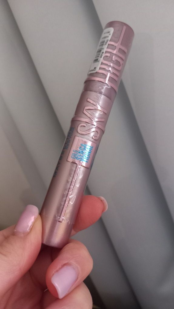 Nowy czarny wodoodporny tusz do rzęs maybelline sky High lash sensatio