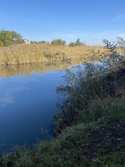 У продажу земельна ділянка, перша ліния річки, с.Піщанка,