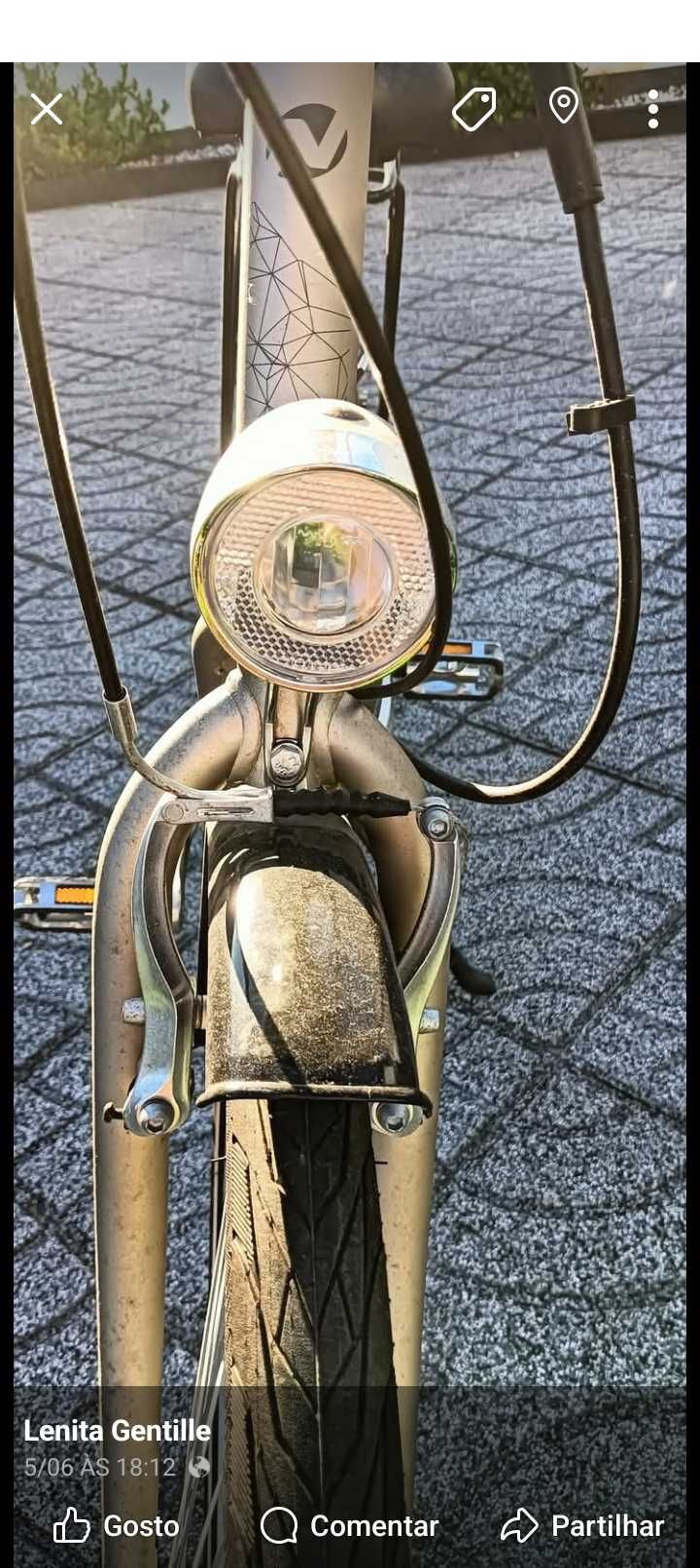Bicicleta de senhora elétrica pouco uso