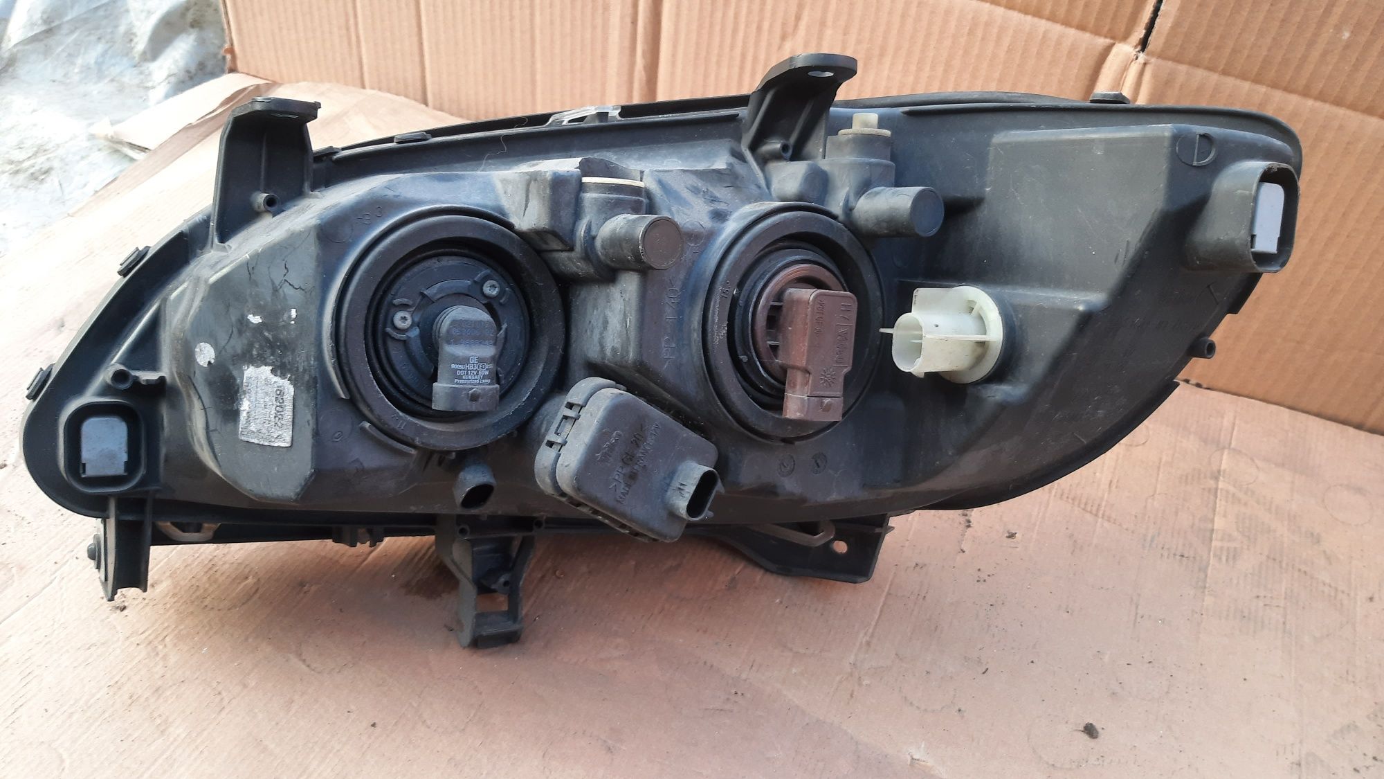 Opel Zarira A lampa prawa przednia prawy przód oryginał
