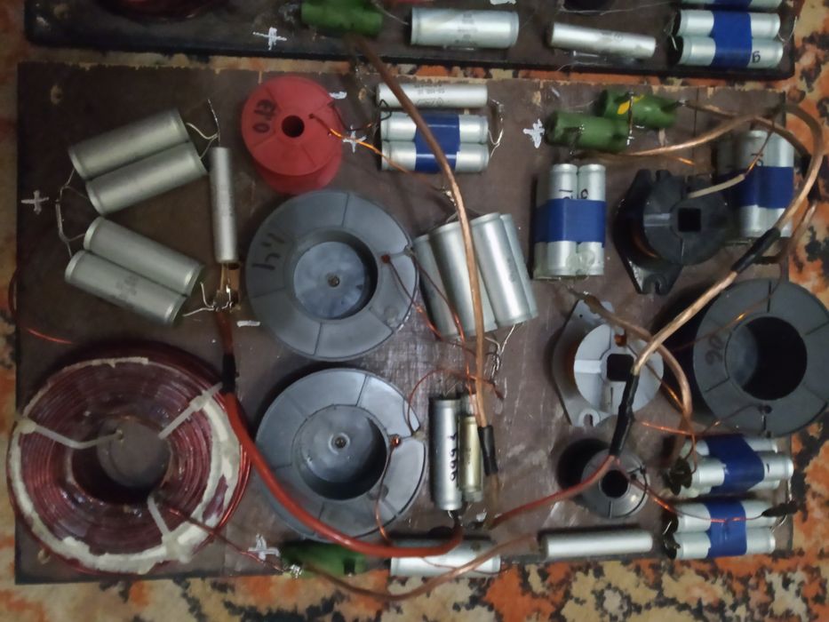 Акустические фильтра для трёх полосной АС от Кливер,Корвет.100 гдн 3-8