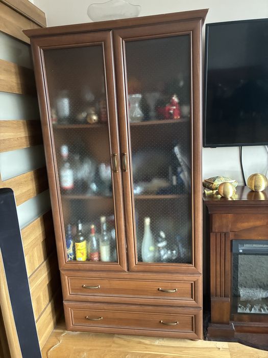 Komplet mebli Orzech 1 komoda, 2 witrynki