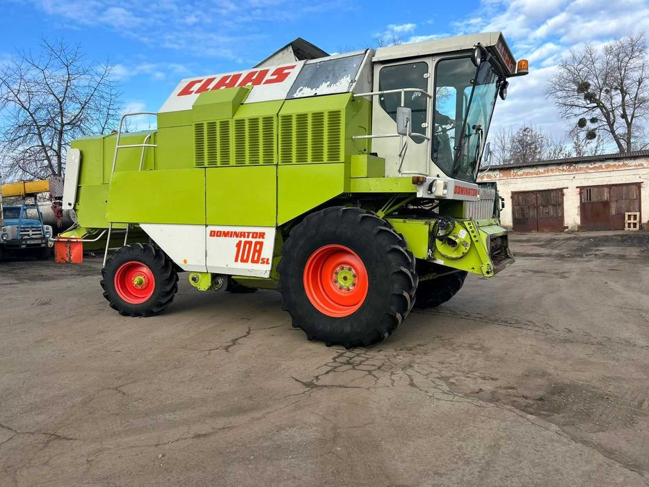 Claas Dominator 108 SL