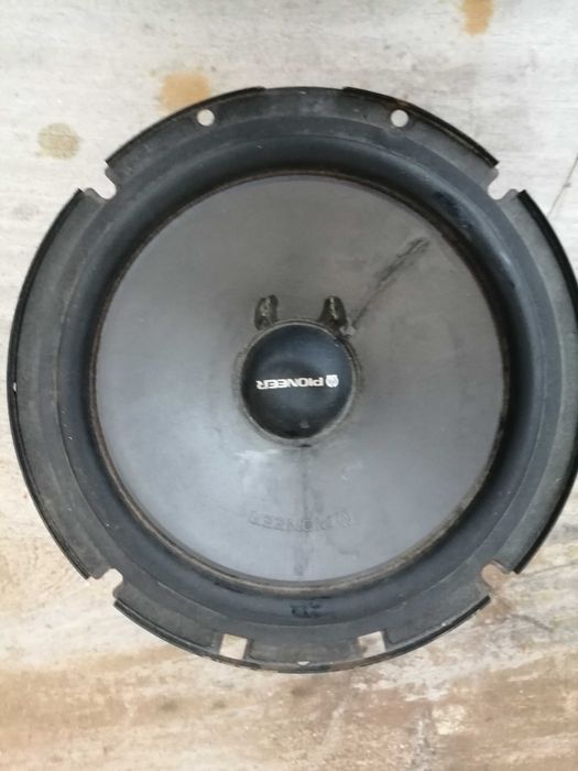 Głośniki FBL 4ohm C 166463 oraz Pioneer carbonowe T6-H1710