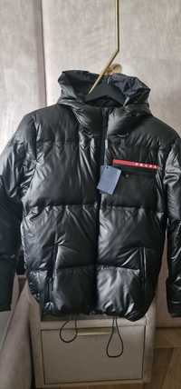 Nowa kurtka puchowa Prada czarna rozm 48 M na zime