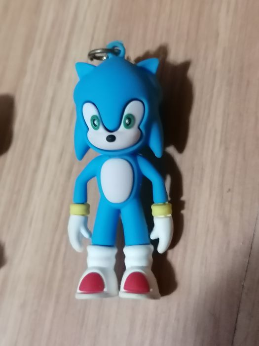 2 Figures: Tweety/Harley Quinn + Sonic!64552114748802123