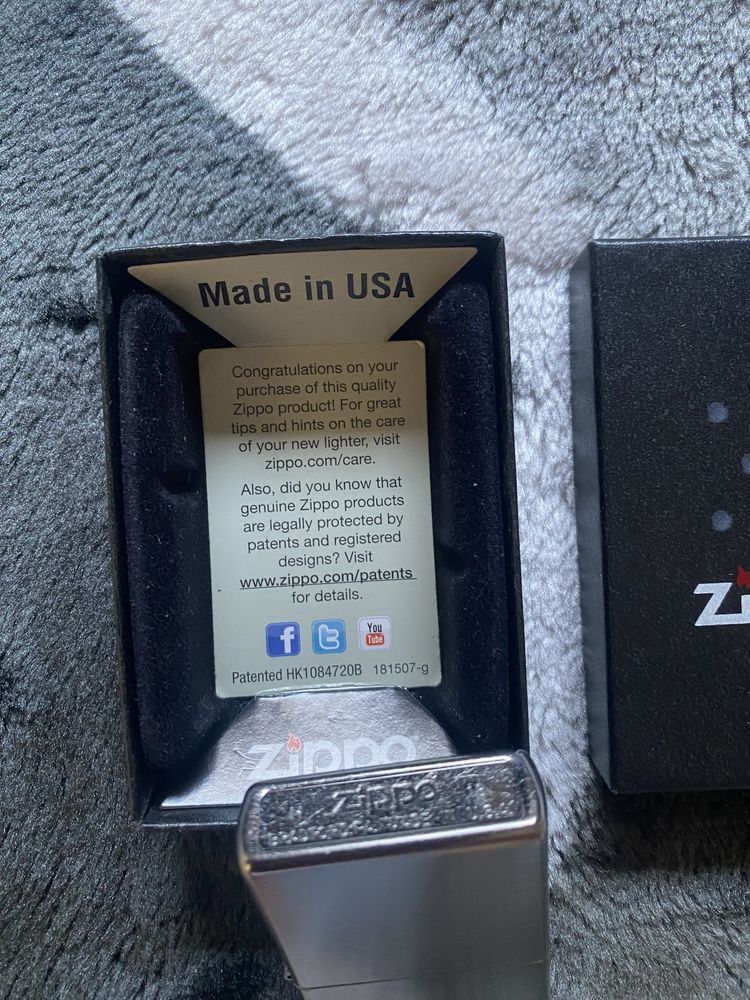 Isqueiro zippo novo