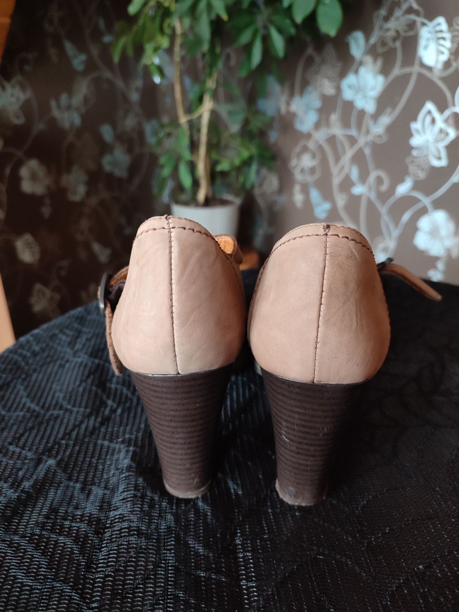 Buty damskie rozmiar 39