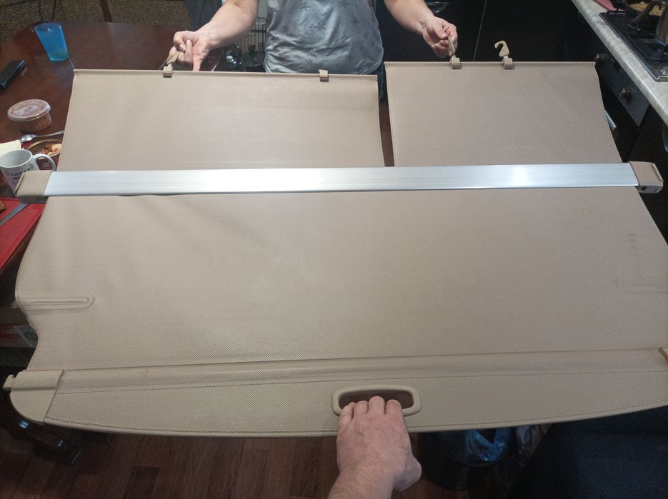 Полка багажника Кіа каренс 2011року