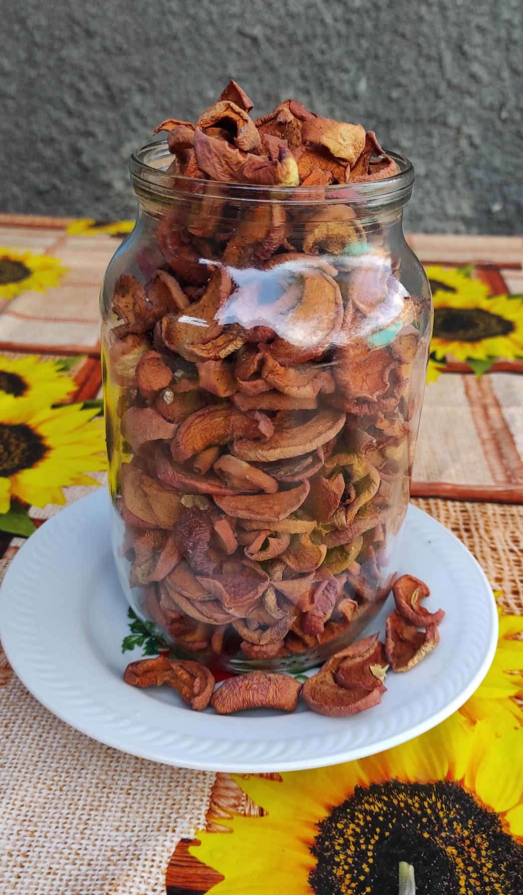 Продам сушку з яблук
