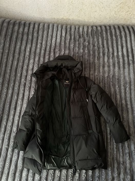 Жіночий пуховик MaxRita