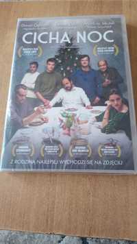 Filmy DVD: Cicha noc i Rewers i bajka Alwin i wiewiórki