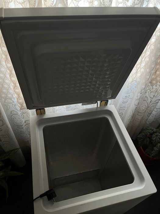 Arca Congeladora Indesit OS 1A 100 97L