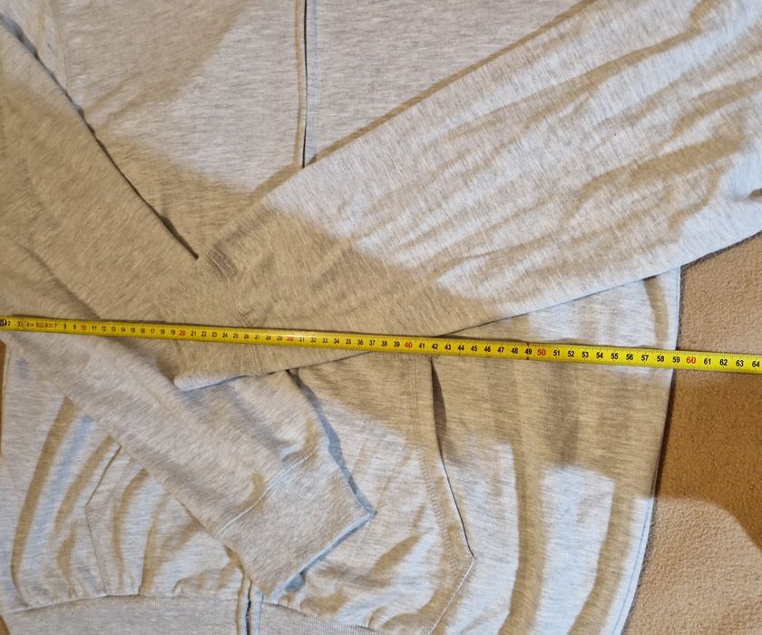 Camisolas novas xxl que servem para 3xl
Novas a estrear
Pvp 24 eur
Par