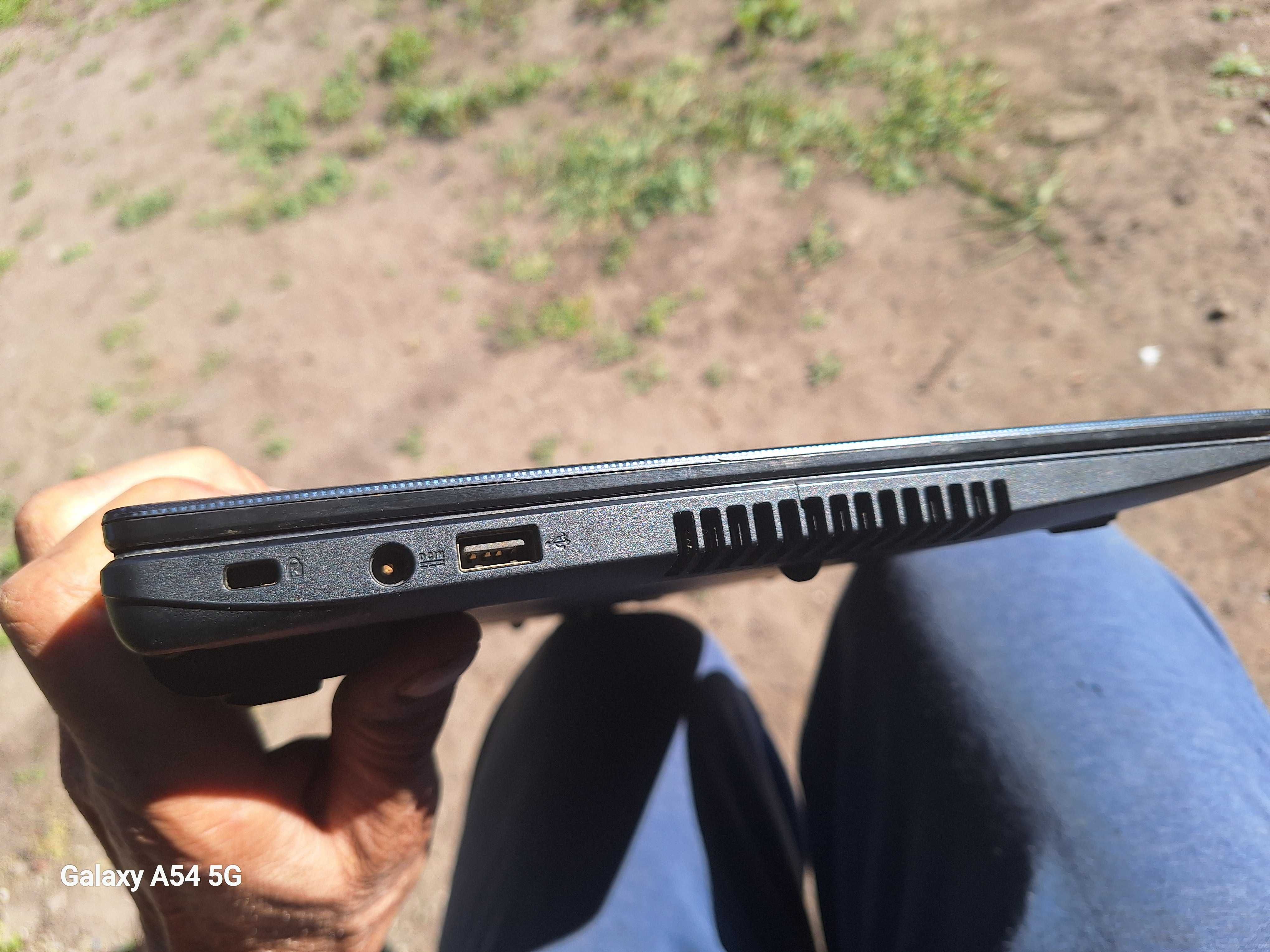 Ноутбук Asus X501U