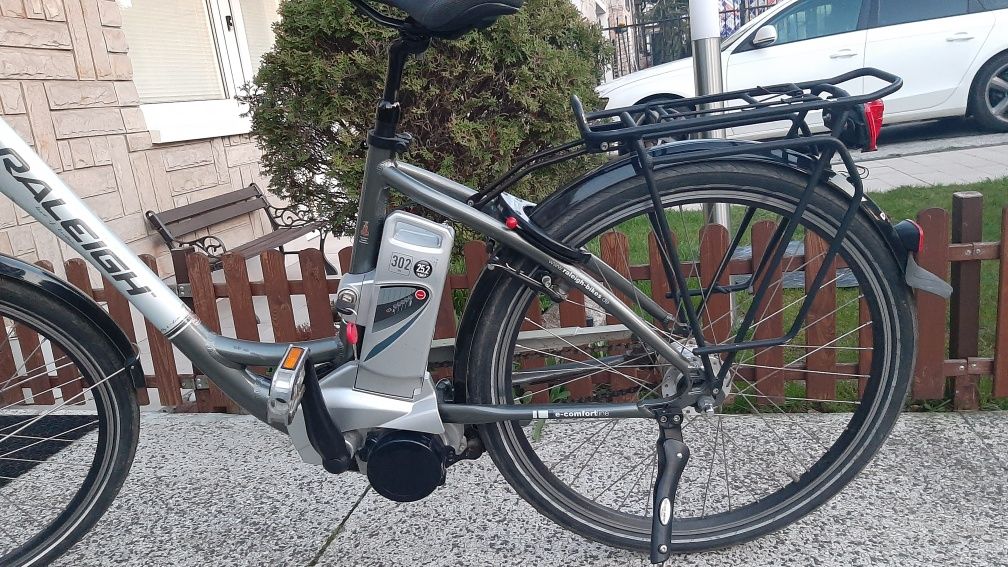 Rower elektryczny 26" Raleigh