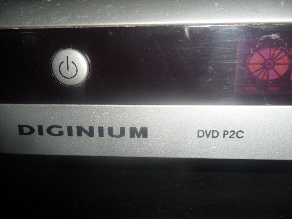 leitor de DVD Digium com oferta de 5 dvds