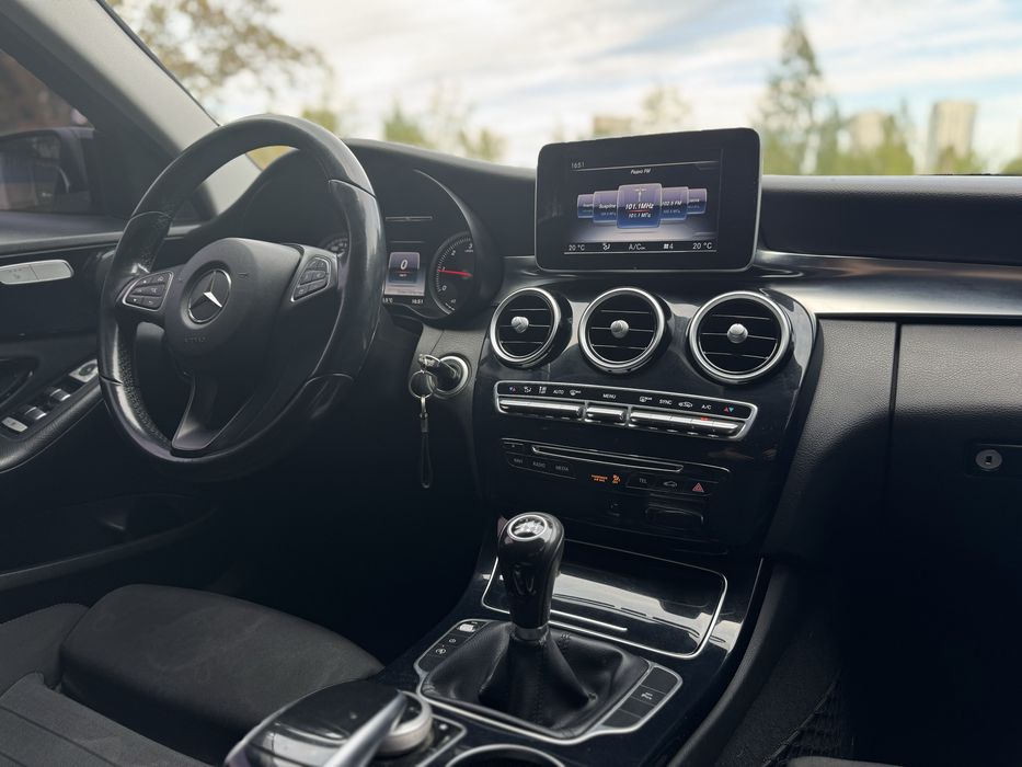 Mercedes-Benz C-Class 2015