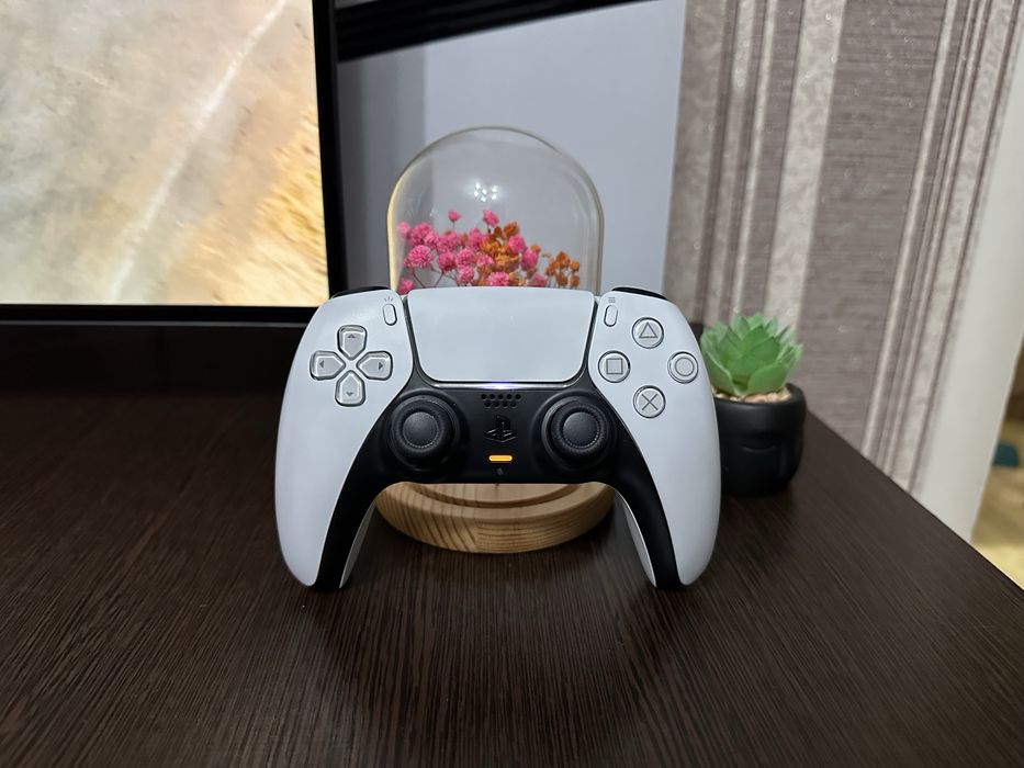 Dualsense, контроллер для PlayStation 5 (PS5)