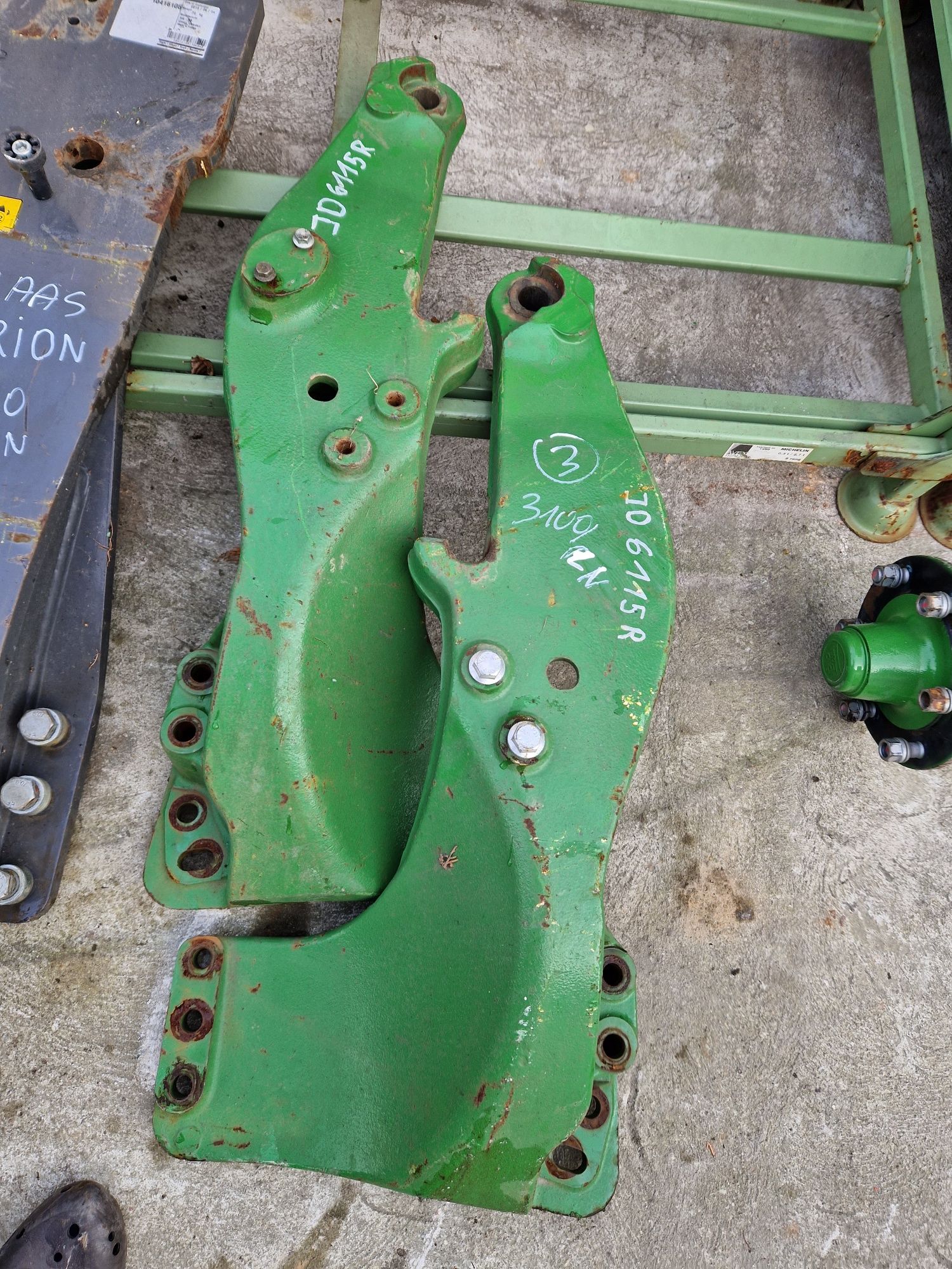 Adaptacja do tura    John Deere Valtra / T 174 / N 163 D