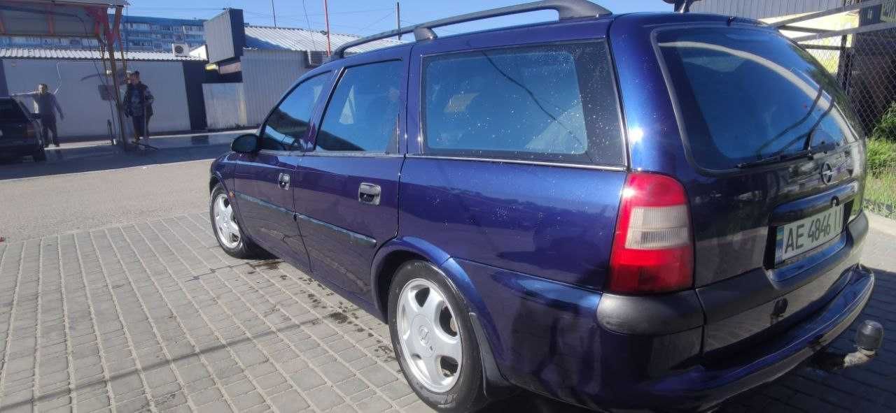 Opel Vectra B Universal