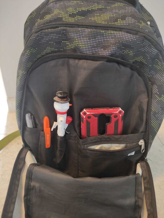 Plecak szkolny trzykomorowy