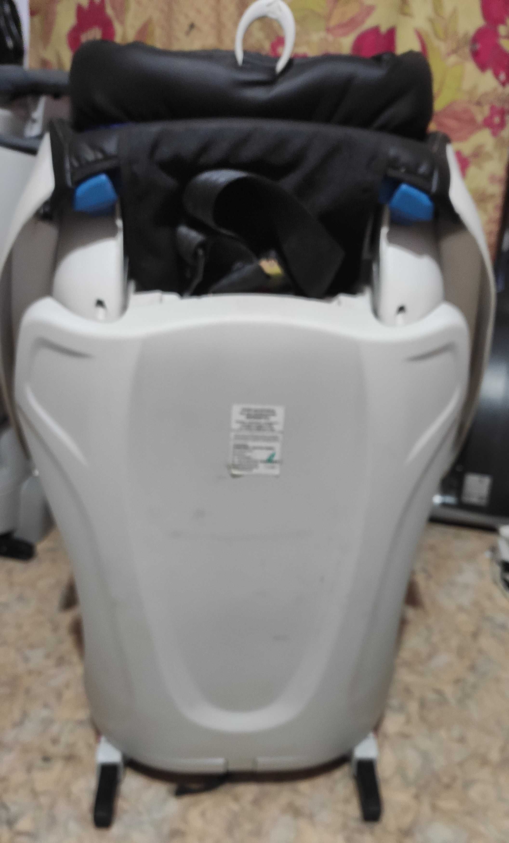 Детское автокресло Caretero Defender Plus Isofix