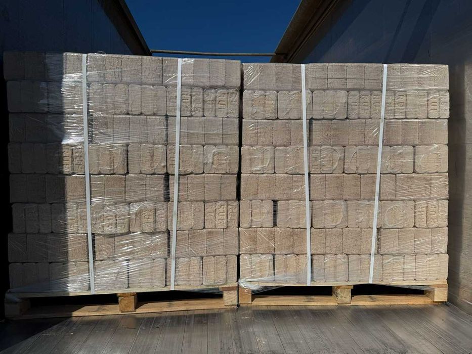 Brykiet RUF drzewny kominkowy RUF Bukowy