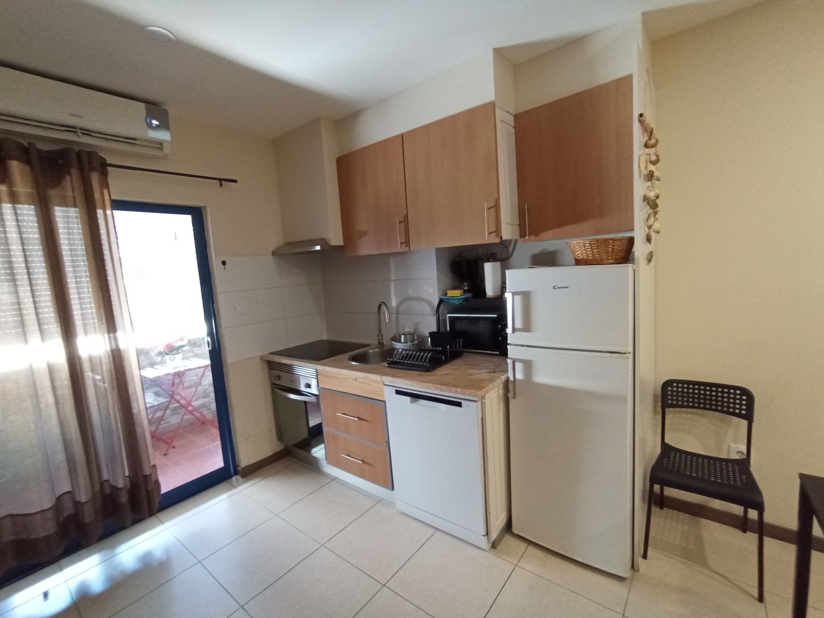 Arrendo apartamento até junho 2026