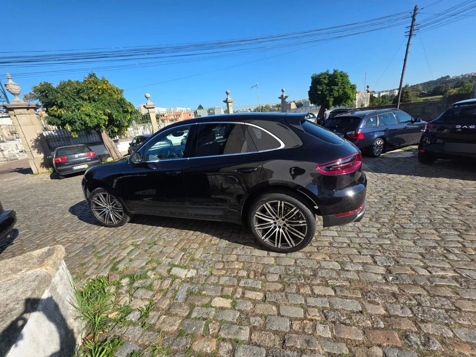 Porsche Macan S