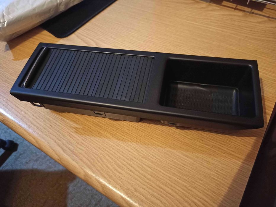 Tampa apoio braço BMW E46 | Suporte copos cortina consola central