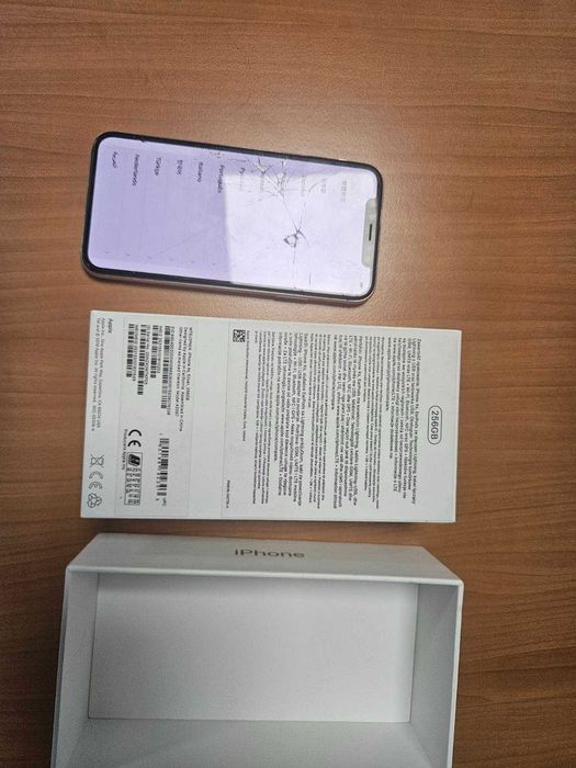 Oryginał iPhone XS 256Gb + pudełko+kabel+8 etui