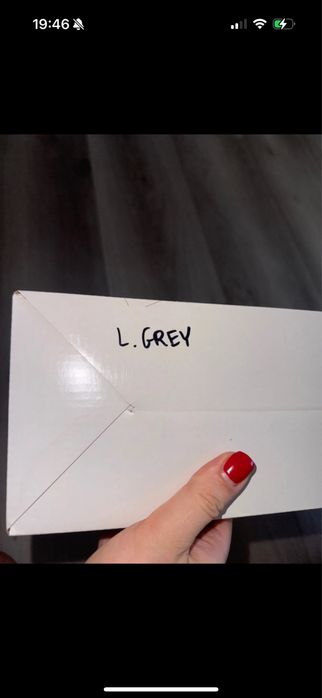 Zestaw dwóch nowych opakowań mat thats mine light grey