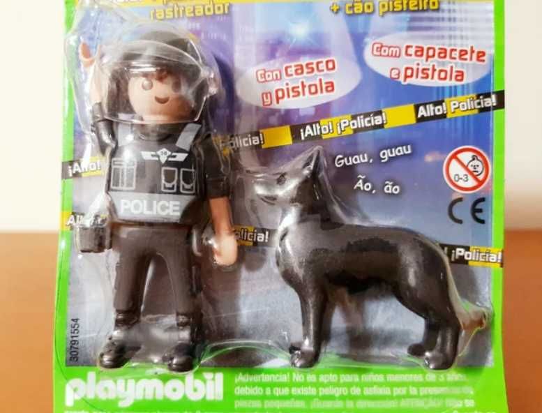 Playmobil - Policia Unidade Especial Cão pisteiro Capacete e Pistola.