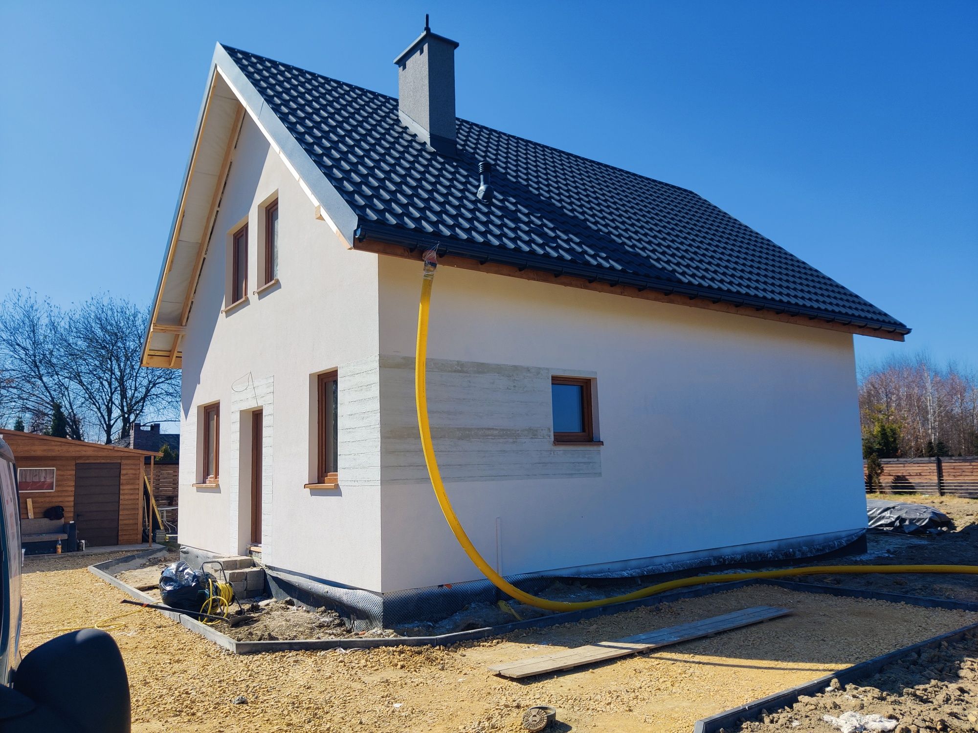 Ocieplenia, elewacje, wykończenia wnętrz