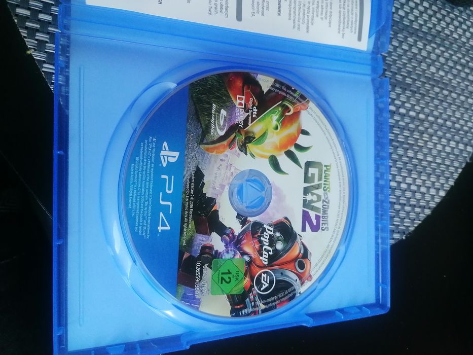 Plants Zombies GW2 ps4