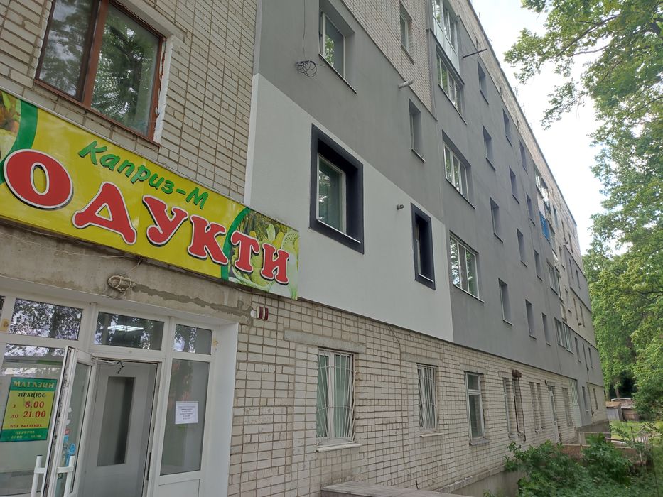 4х кімнатна квартира в Клевані з автономним опаленням - 39000 Дол США
