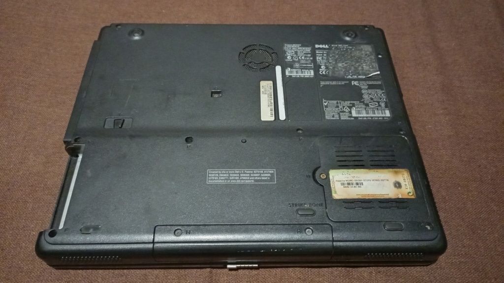 Ноутбук DELL inspiron 2200