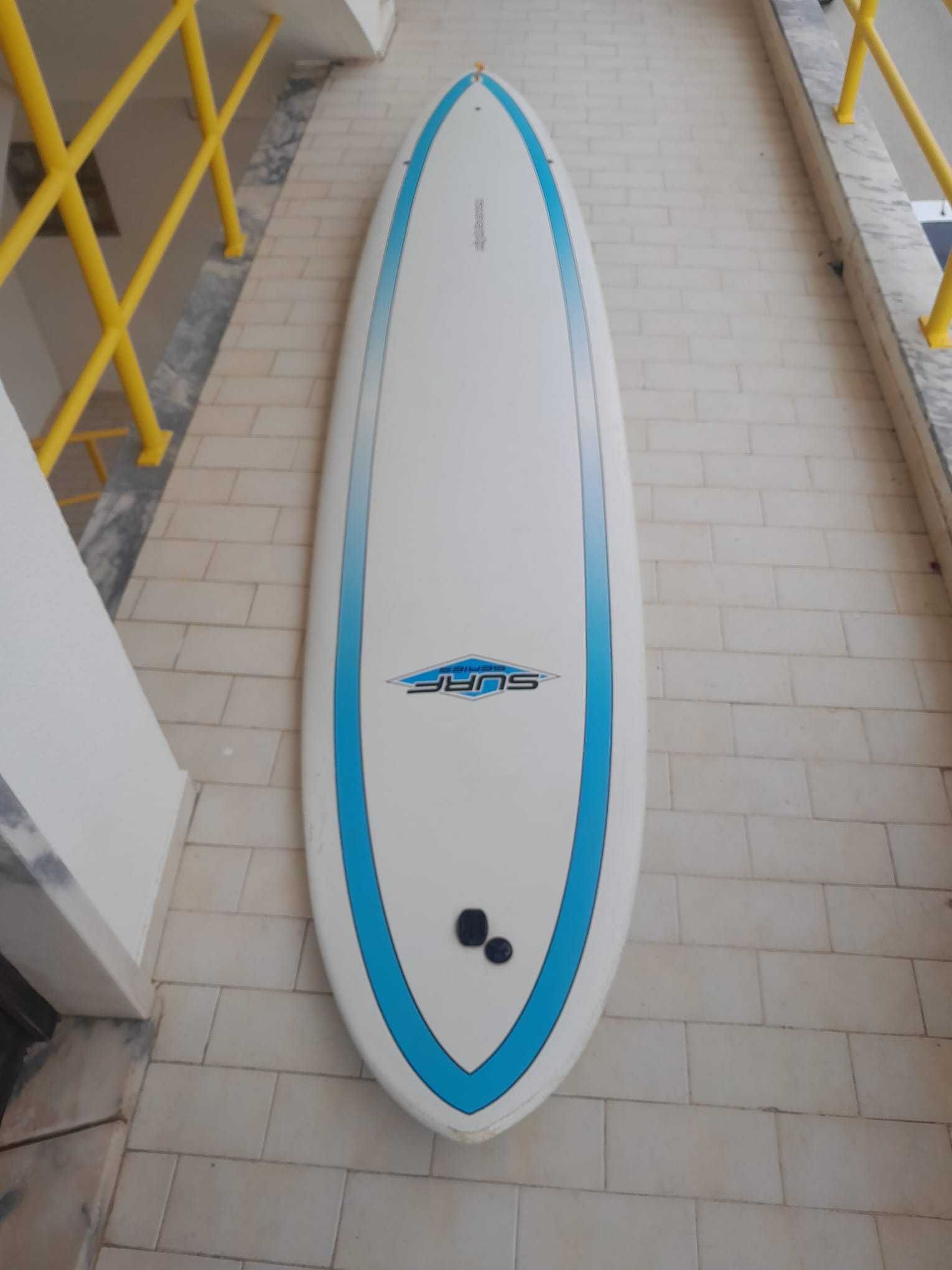 Prancha surf 8.7 com muita litragem