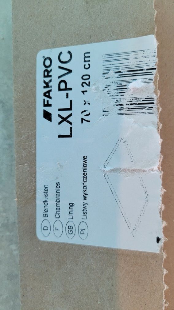Listwy wykończeniowe do schodów strychowych FAKRO LXL-PCV 70x120