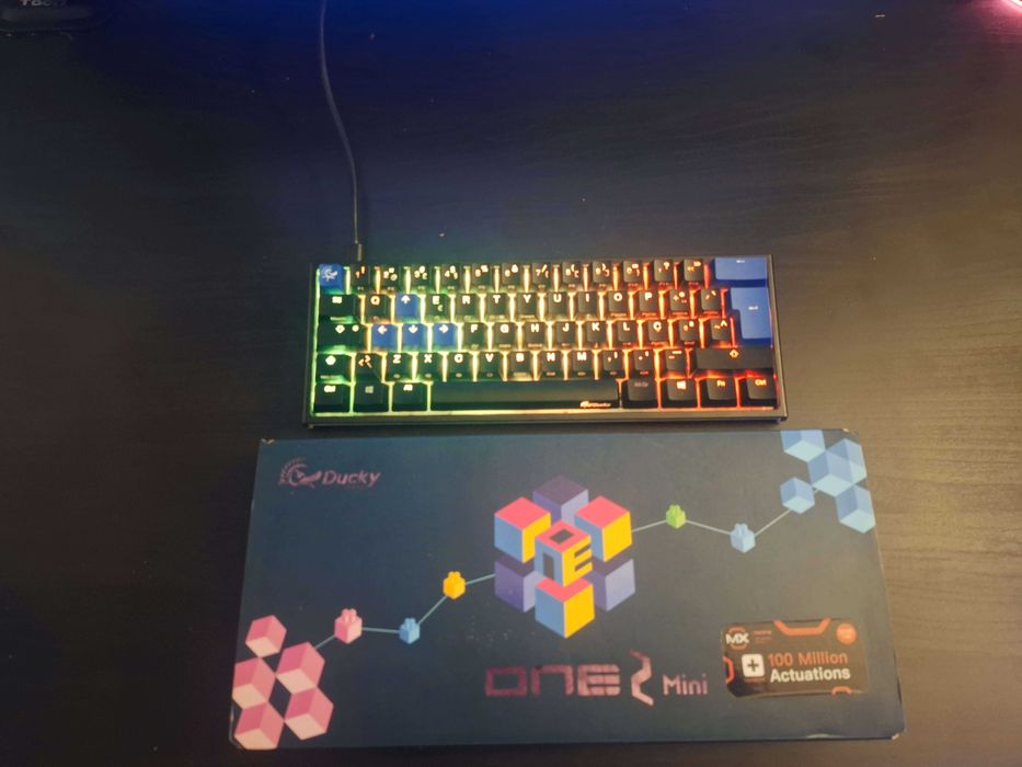 Teclado ducky one 2 mini