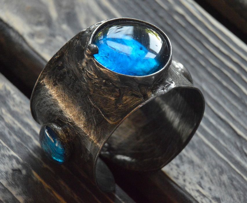 Turkusowa szeroka witrażowa bransoleta z morskiego szkła