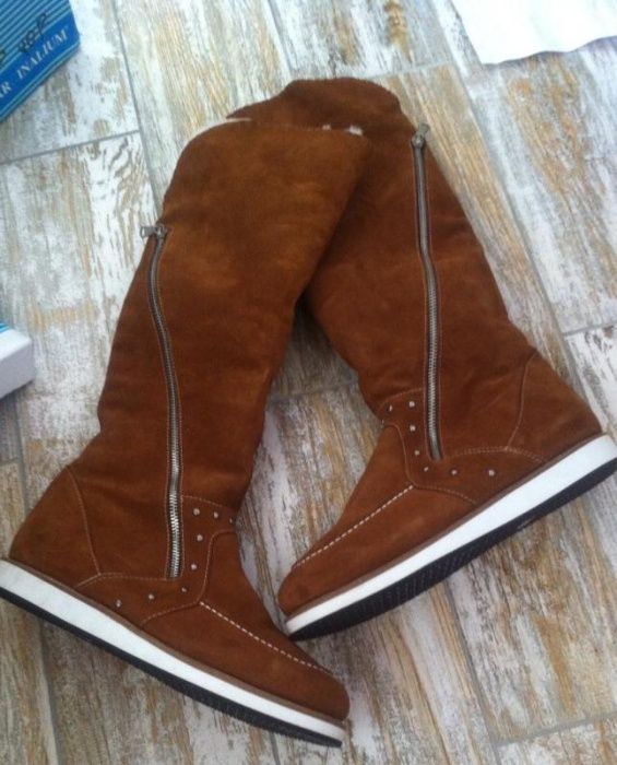 Высокие зимние сапоги угги из натуральной замши и натурального меха 40