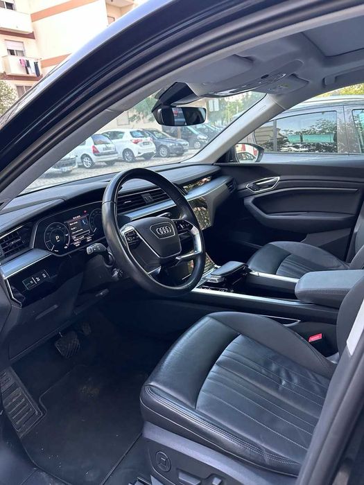 Audi E-Tron 50 quattro