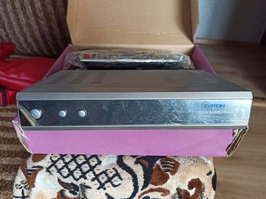 Продам цифровой ресивер с автопоиском