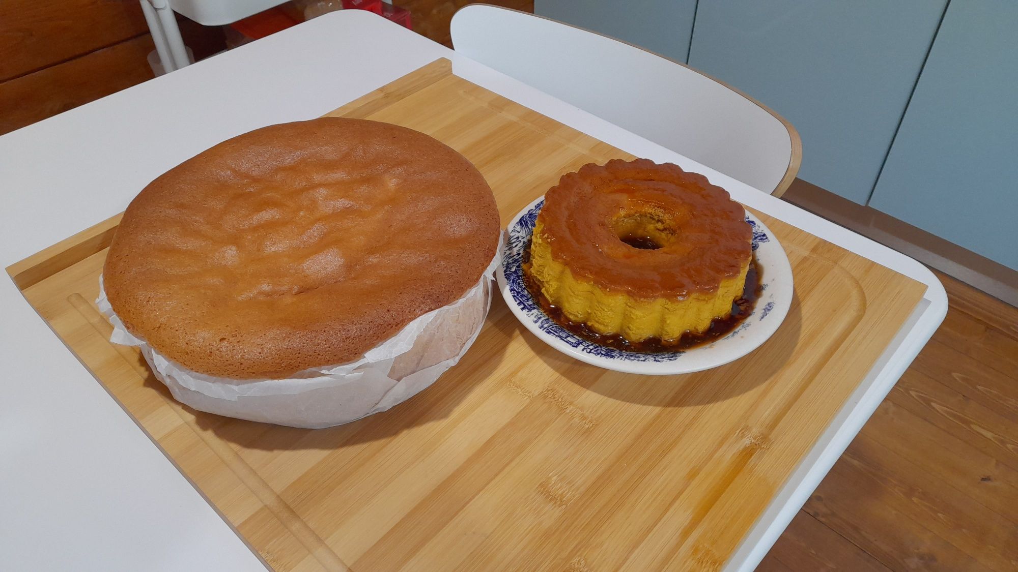 Pão de ló,  pudim e molotof