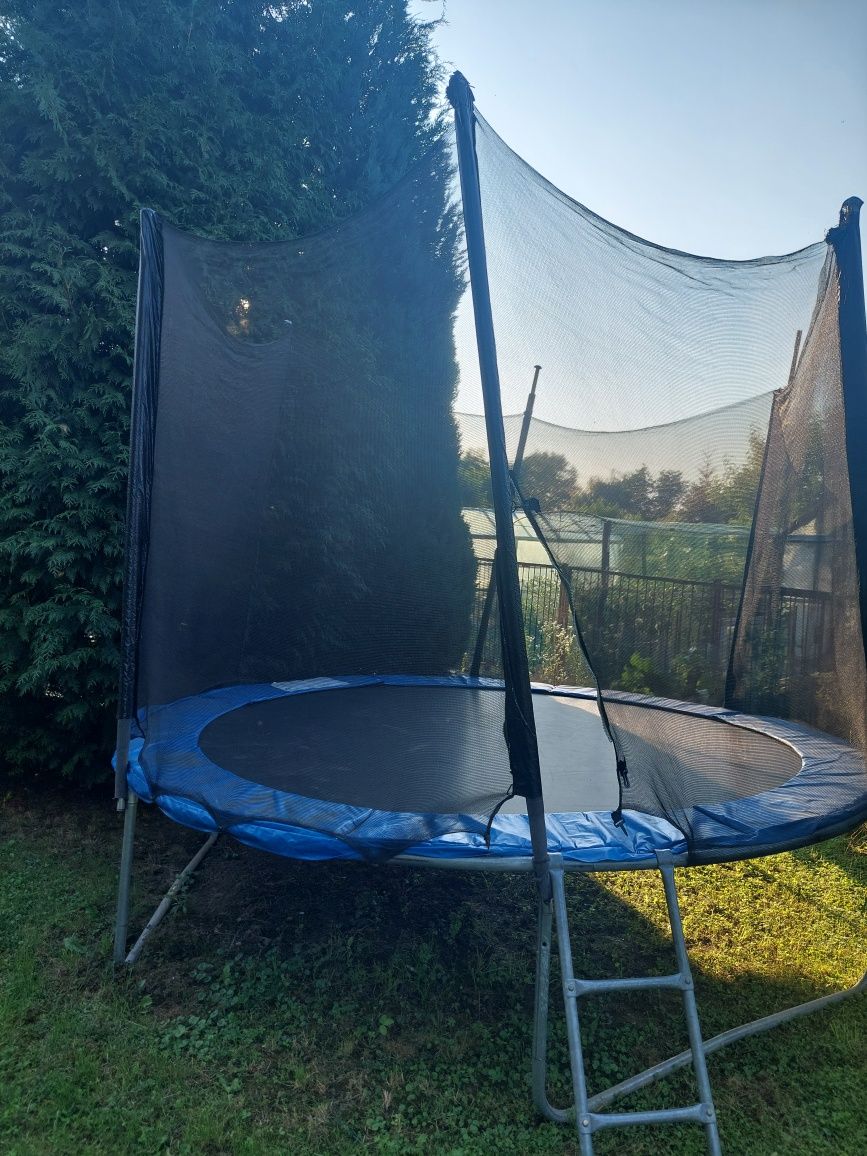 Trampolina stan bardzo dobry,  312 cm .