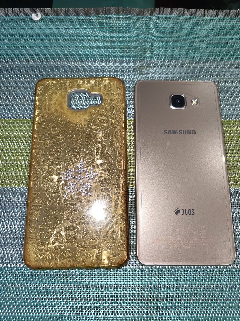 Samsung galaxyA7 оригинал.