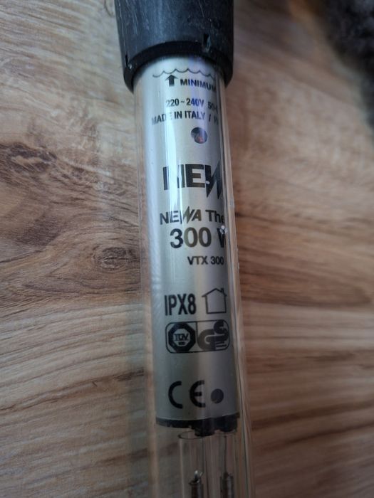 Grzałka Neva Therm VTX 300 w akwarium morskie