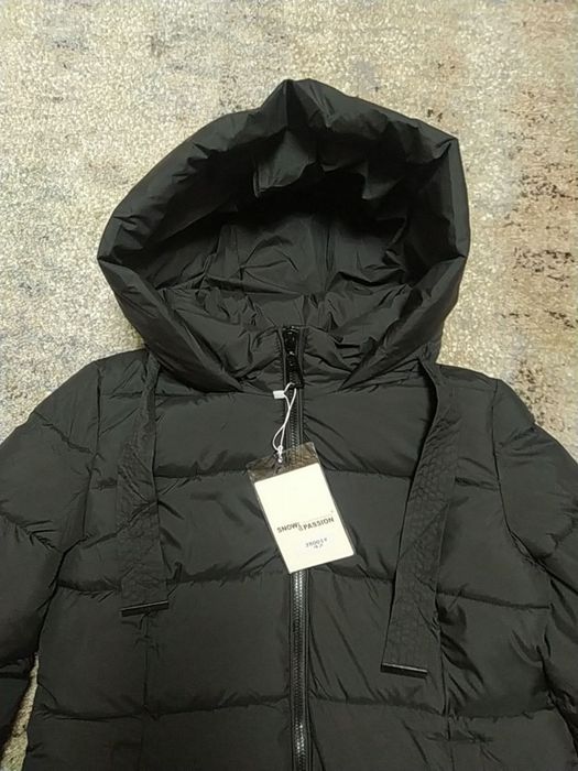 Куртка довга зимова розмір 46-48